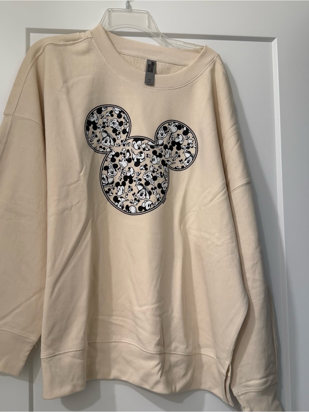 Women's Mickey Mouse sweatshirt